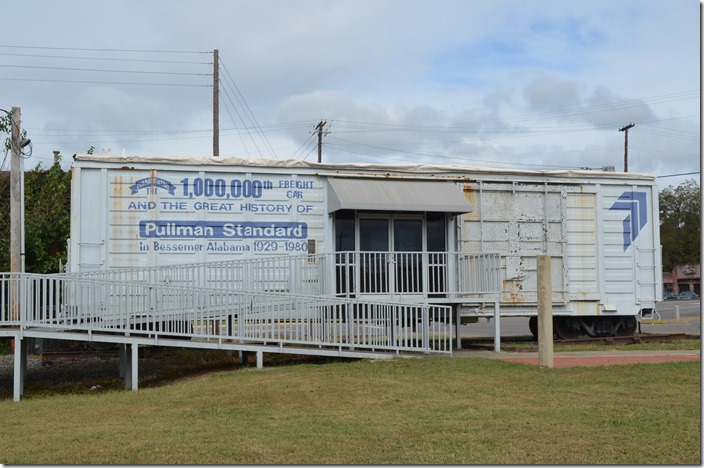 Pullman Standard’s one millionth freight / boxcar car produced at the Bessemer AL plant. P-S sold it to Trinity Industries. It is now closed. Bessemer AL.